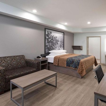 Super 8 By Wyndham Humble Houston Fallcreek Экстерьер фото