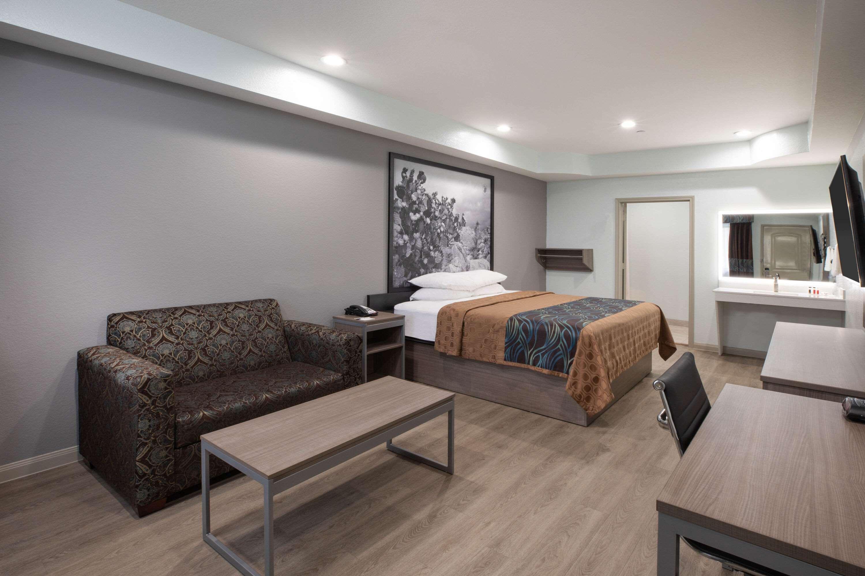 Super 8 By Wyndham Humble Houston Fallcreek Экстерьер фото