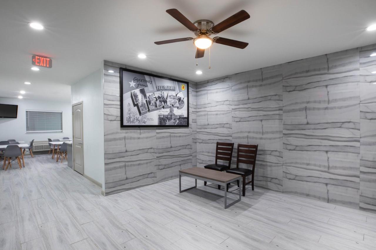 Super 8 By Wyndham Humble Houston Fallcreek Экстерьер фото